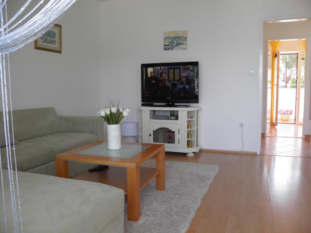 Apartment Adria Trogir Eksteriør bilde